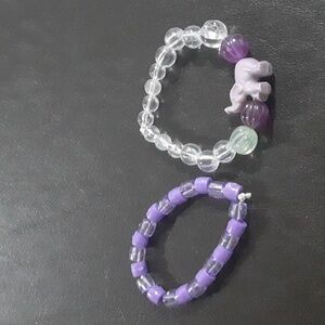 🌹 Beaded bracelets with elephant.